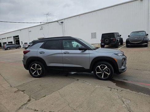 Used 2023 Chevrolet TrailBlazer RS w/ Sun and Liftgate Package image 4