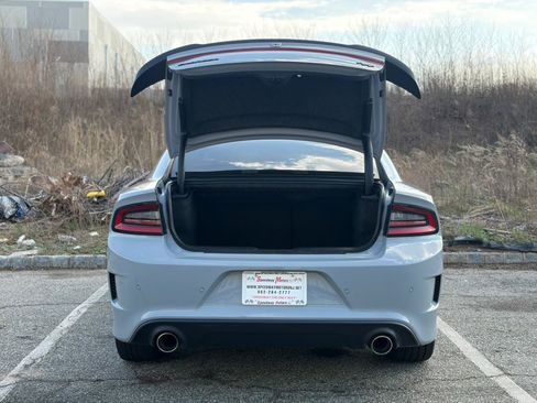 Used 2020 Dodge Charger R/T w/ Blacktop Package image 33