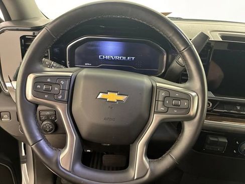 Certified 2025 Chevrolet Silverado 2500 LT w/ Convenience Package AWD/4WD image 21