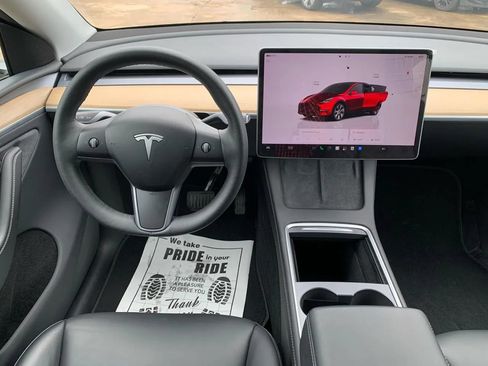 Used 2023 Tesla Model Y Long Range AWD/4WD image 11