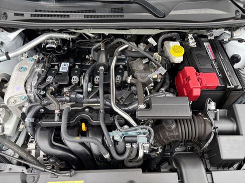 Used 2025 Nissan Sentra SV FWD image 30