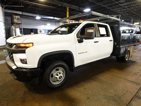Used 2022 Chevrolet Silverado 3500 W/T w/ WT Convenience Package AWD/4WD image 3