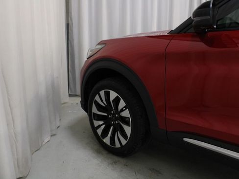 New 2026 Ford Explorer Platinum w/ LUX Leather Package AWD/4WD image 33