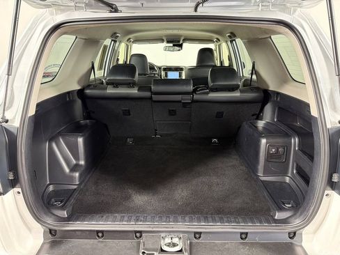 Used 2024 Toyota 4Runner SR5 Premium AWD/4WD image 19