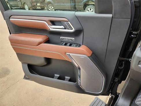 New 2025 GMC Sierra 1500 Denali Ultimate image 14