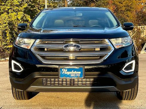 Used 2018 Ford Edge Titanium image 3