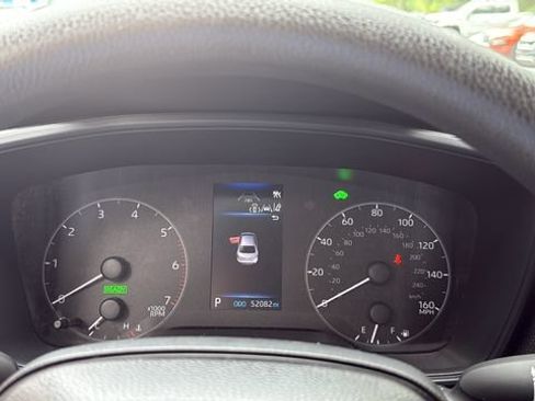 Used 2024 Toyota Corolla LE w/ LE Convenience Package FWD image 14