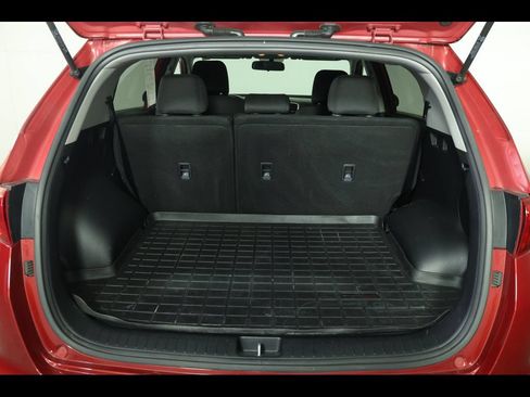 Used 2019 Kia Sportage LX AWD/4WD image 15