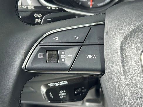 Used 2025 Audi A4 2.0T Premium image 26