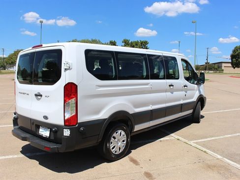Used 2016 Ford Transit 350 XLT RWD image 4