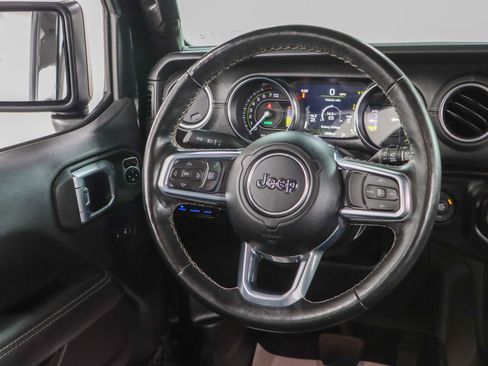 Used 2023 Jeep Wrangler Unlimited Sahara w/ Cold Weather Group AWD/4WD image 13