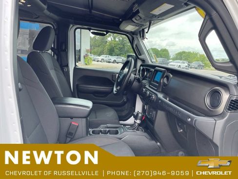 Used 2022 Jeep Wrangler Unlimited Sport AWD/4WD image 8