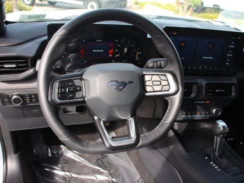 Certified 2025 Ford Mustang Convertible RWD image 16