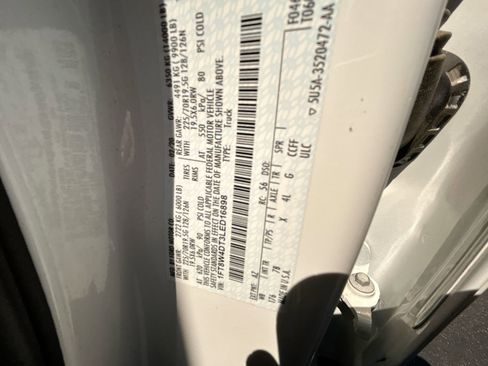 Used 2020 Ford F450 Platinum w/ FX4 Off-Road Package image 36