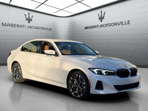 Used 2025 BMW 330i xDrive Sedan w/ M Sport Package image 7