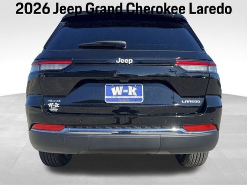 New 2026 Jeep Grand Cherokee Laredo image 4