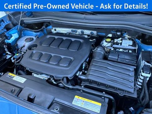 Certified 2025 Volkswagen Tiguan SE w/ Panoramic Sunroof Package AWD/4WD image 29