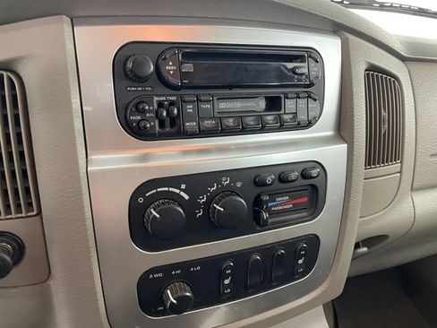 Used 2004 Dodge Ram 1500 Truck SLT w/ Sport Appearance Group AWD/4WD image 7
