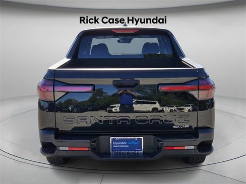 Certified 2022 Hyundai Santa Cruz SEL image 6