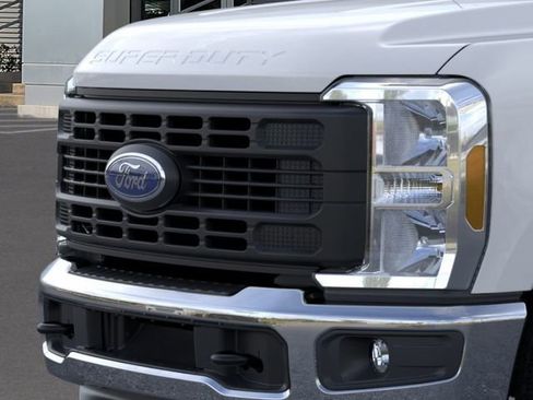 New 2026 Ford F250 XL RWD image 17