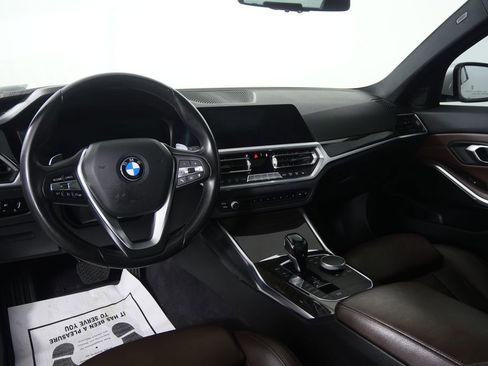 Used 2019 BMW 330i Sedan w/ Convenience Package image 13