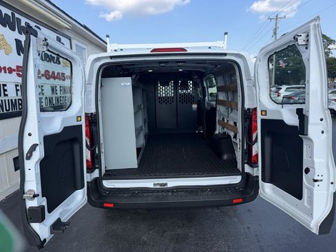 Used 2025 Ford Transit 250 Low Roof w/ Exterior Upgrade Package RWD image 27
