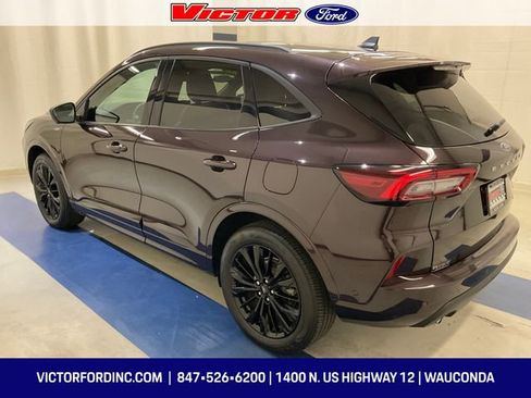 Used 2023 Ford Escape ST-Line Elite w/ Premium Technology Package image 3