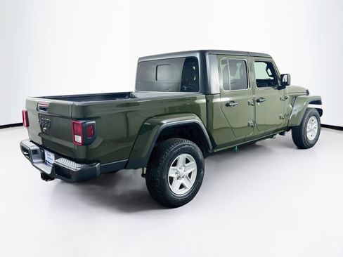 Used 2023 Jeep Gladiator Sport image 5