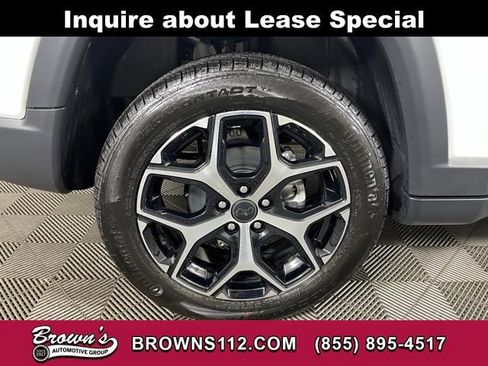 Used 2026 Jeep Compass Limited image 12