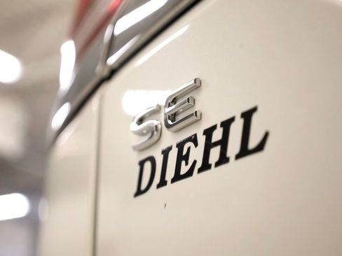 New 2026 Volkswagen Atlas SE image 38