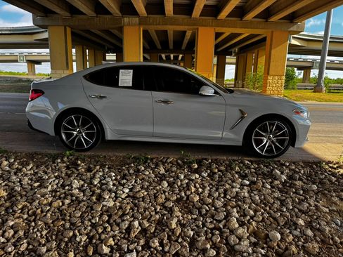 Used 2020 Genesis G70 3.3T w/ Elite Package image 2