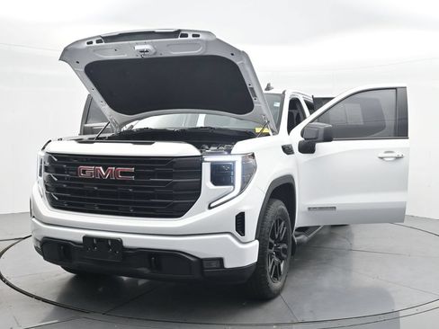 Used 2024 GMC Sierra 1500 Elevation AWD/4WD image 41