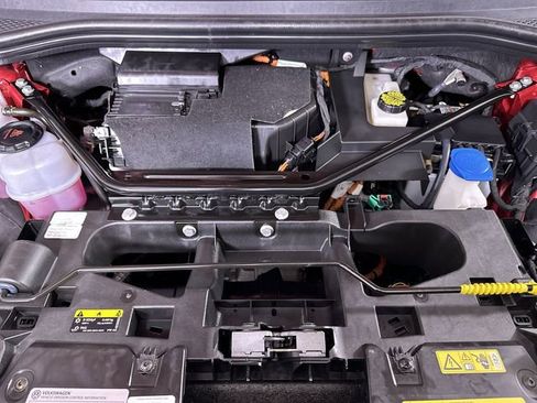 Used 2021 Volkswagen ID.4 Pro S w/ Gradient Package image 31