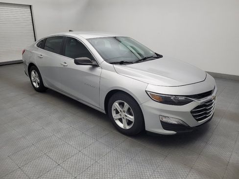 Used 2020 Chevrolet Malibu LS FWD image 11