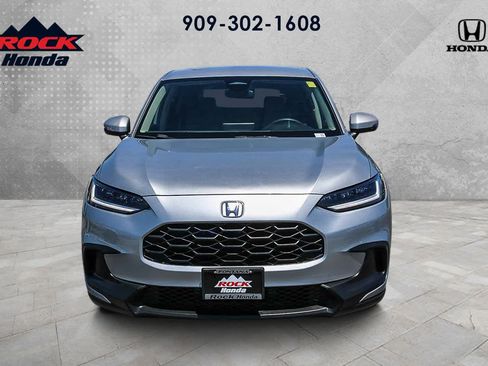 Used 2023 Honda HR-V LX image 2