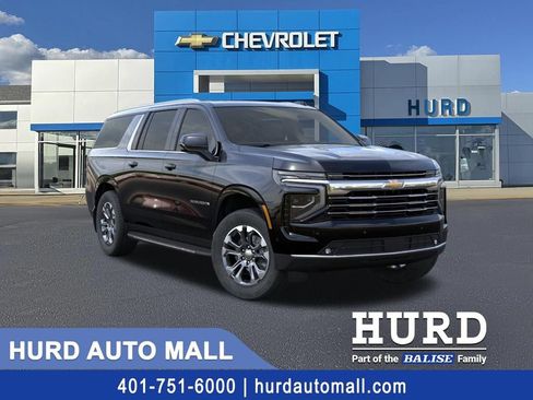 New 2026 Chevrolet Suburban LT w/ Comfort Package AWD/4WD image 1