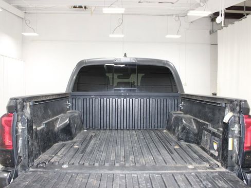 Used 2020 Toyota Tacoma TRD Off-Road w/ TRD Premium Off Road Package image 18