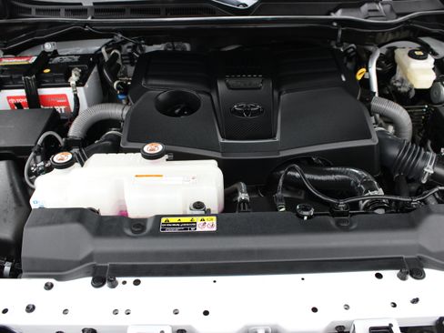 Used 2024 Toyota Tundra Limited RWD image 39
