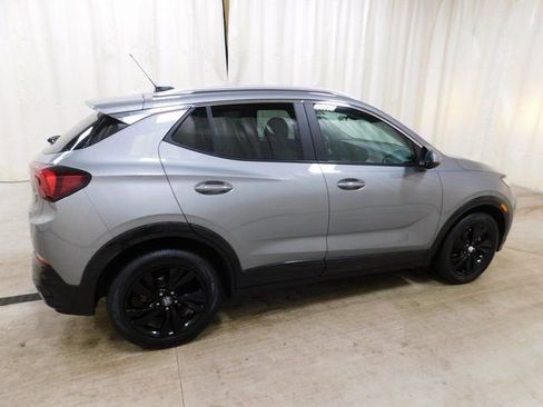 Used 2024 Buick Encore GX Sport Touring image 3