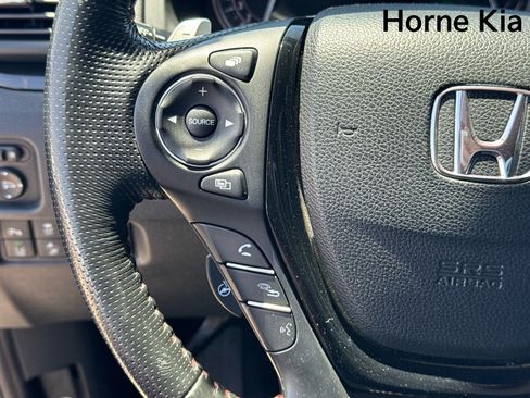 Used 2021 Honda Ridgeline Black Edition image 18