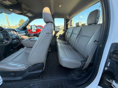 Used 2017 Ford F350 XL w/ Power Equipment Group AWD/4WD image 11