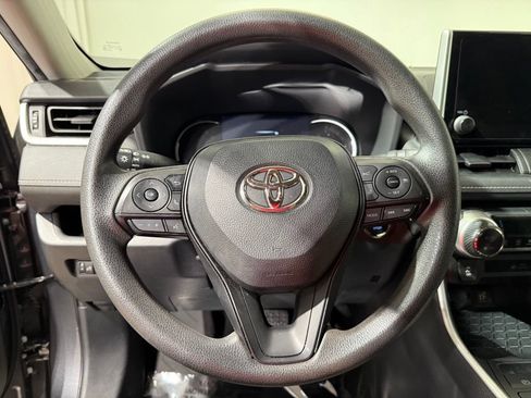 Certified 2024 Toyota RAV4 XLE FWD image 22