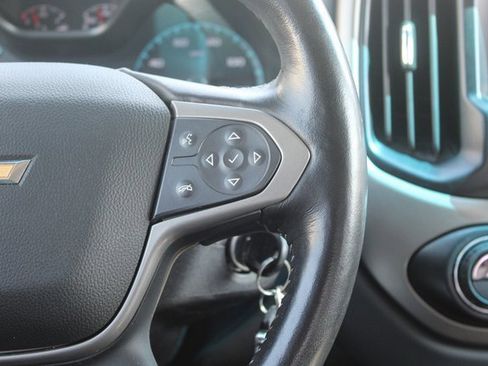 Used 2020 Chevrolet Colorado Z71 image 31