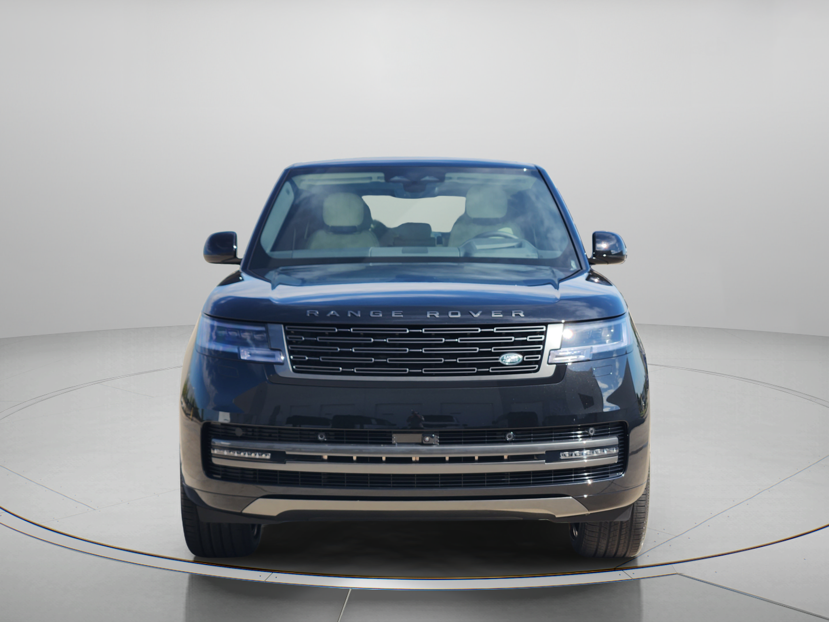 New 2027 Land Rover Range Rover Long Wheelbase SE AWD/4WD image 6