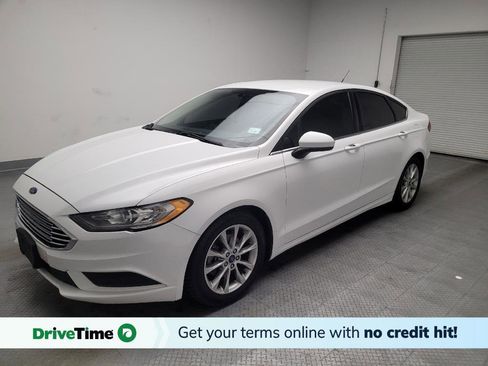 Used 2017 Ford Fusion SE w/ Fusion SE Technology Package image 1
