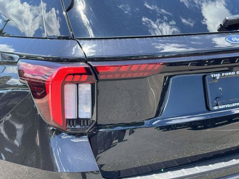 New 2026 Ford Explorer ST-Line w/ ST-Line Street Pack AWD/4WD image 9