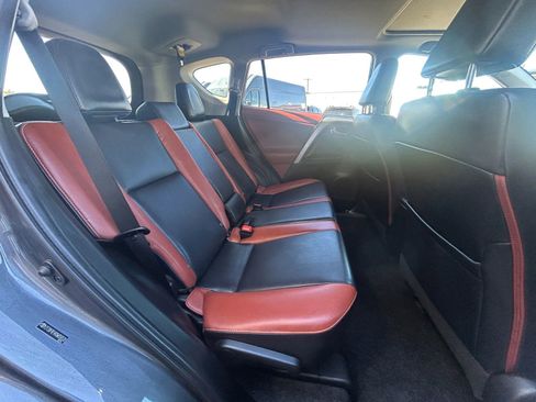 Used 2013 Toyota RAV4 Limited image 39