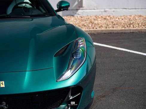 Used 2022 Ferrari 812 GTS RWD image 17