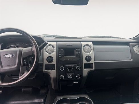 Used 2014 Ford F150 XLT w/ Equipment Group 302A Luxury image 11