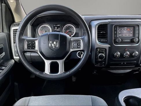 Used 2024 RAM 1500 Classic SLT AWD/4WD image 9